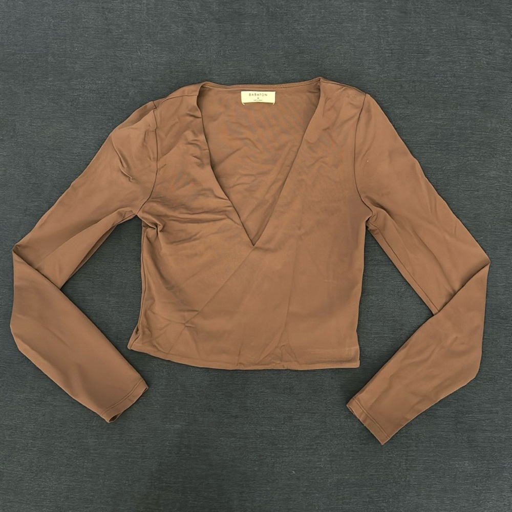 Babaton Aritzia Contour Brown Long Sleeve Top